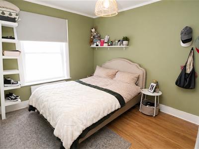 Picture 10